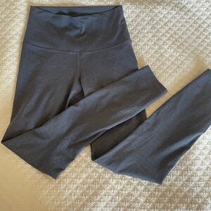 Everlane Gray High-Waisted Leggings